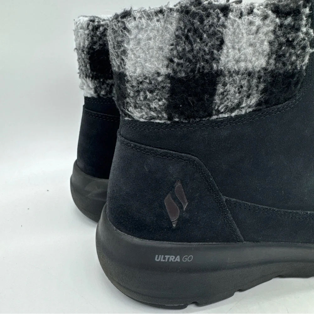 Skechers Women's Black and Gray Winter Boots